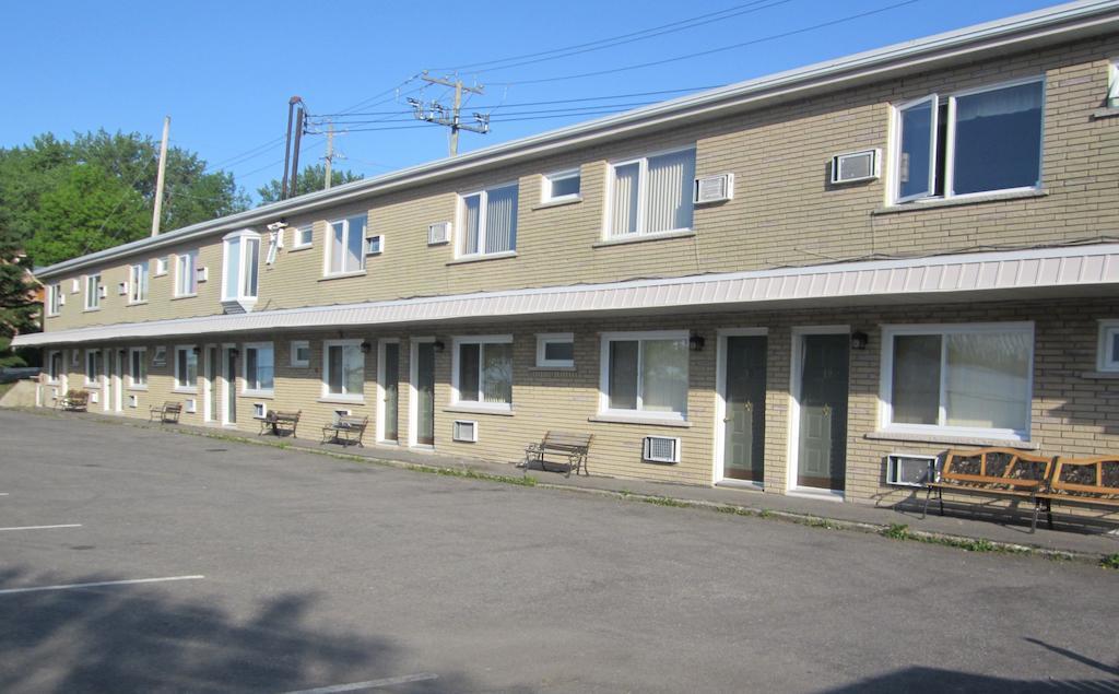Motel Sainte Catherine Exterior photo